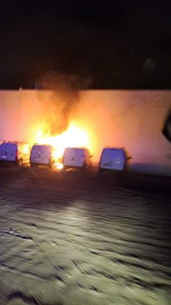 Tres vehículos incendiados en Argana 2